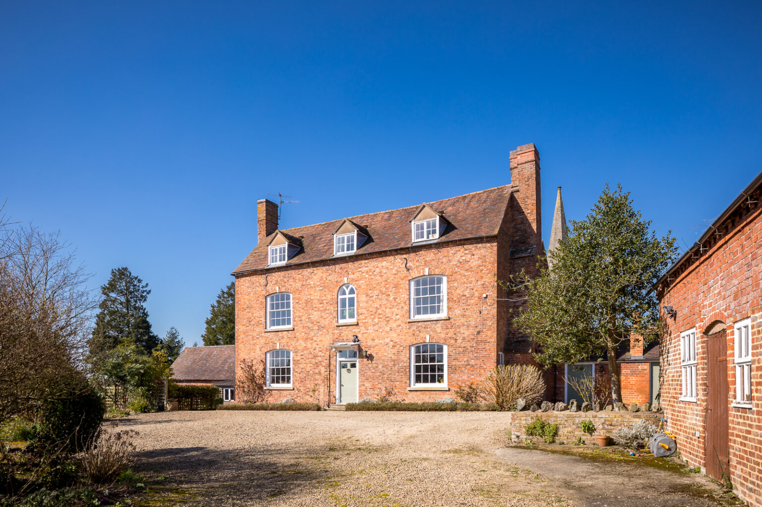 Folliot House