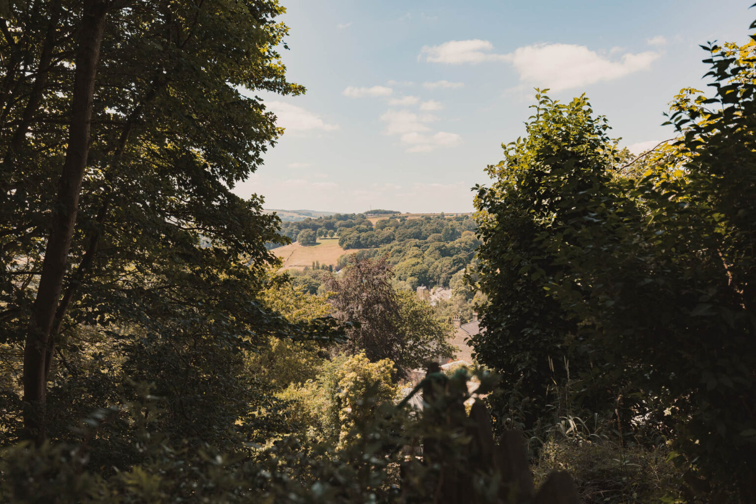 2 Gads Hill
