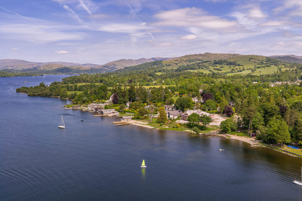 Watermead waterside home overlooking Lake Windermere
