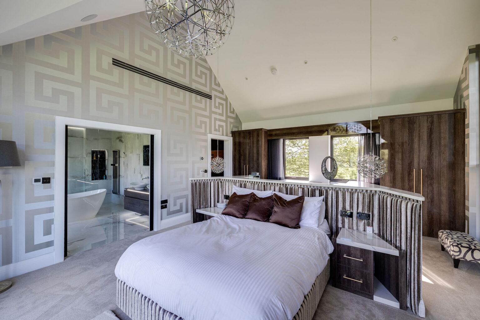 Royalty House