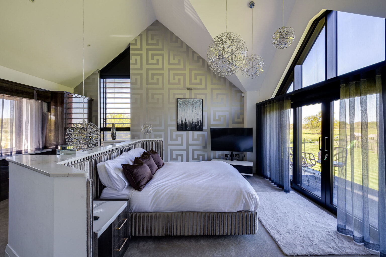 Royalty House