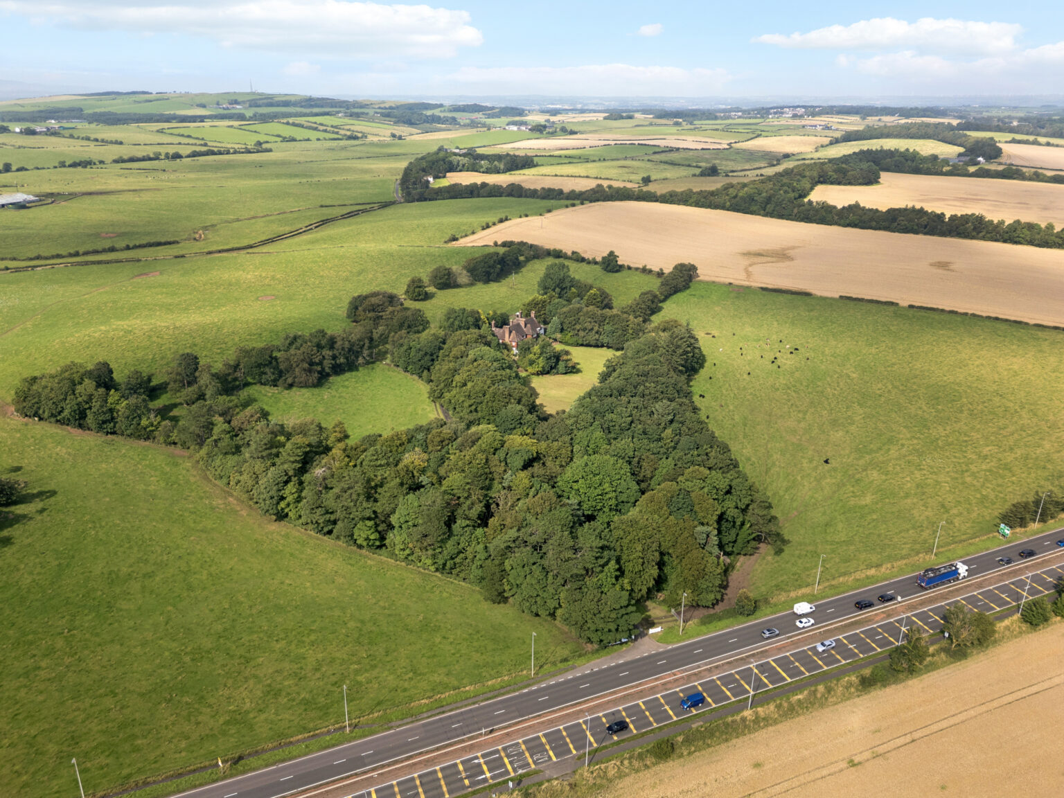 1 Monktonhead House
