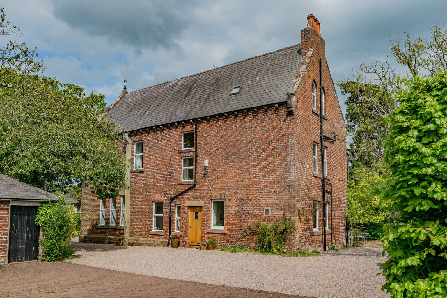 Lambley Bank House