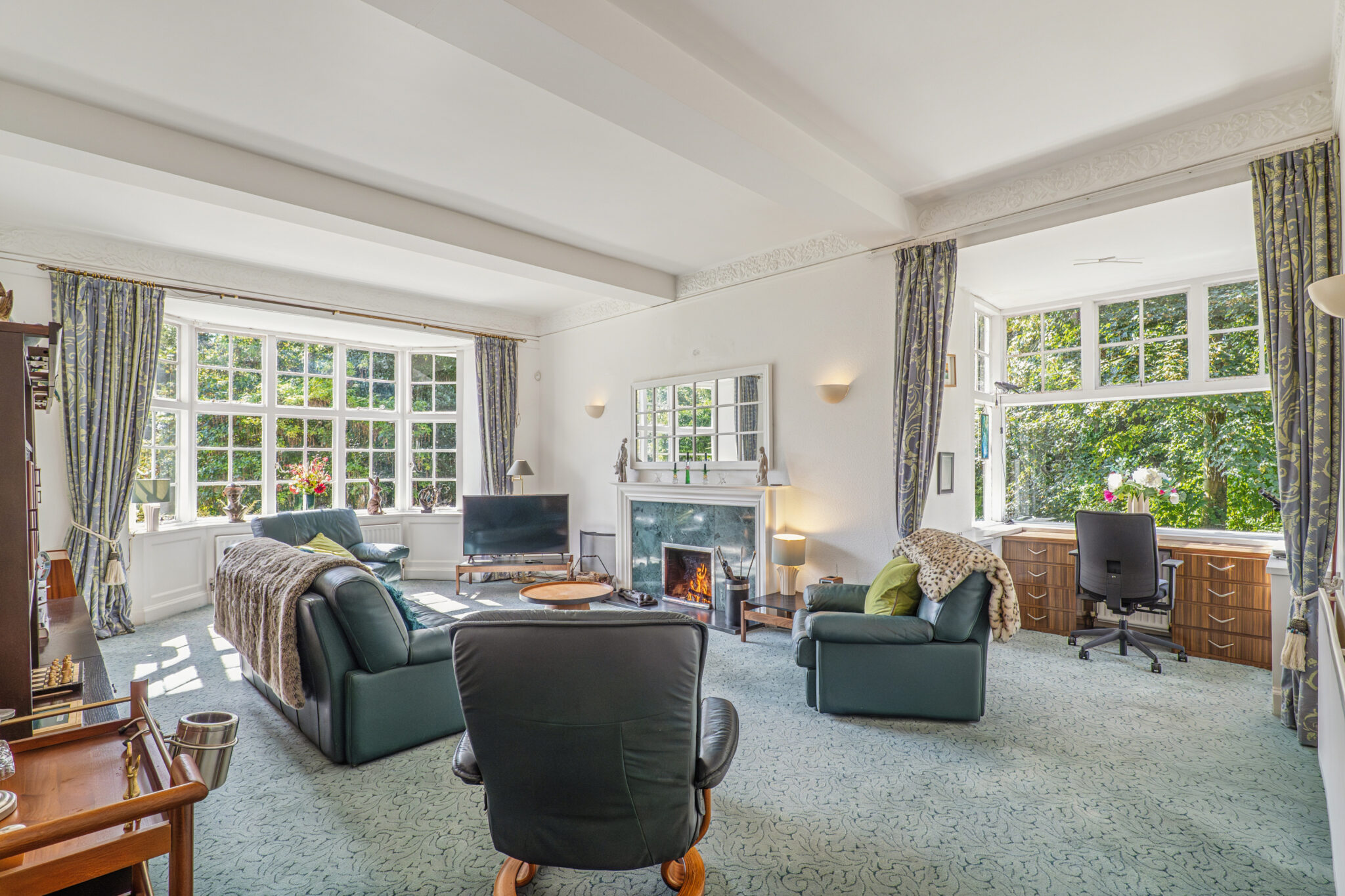 1 Monktonhead House