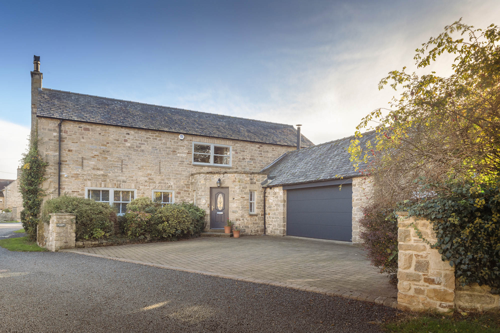 Low Warden Barns
